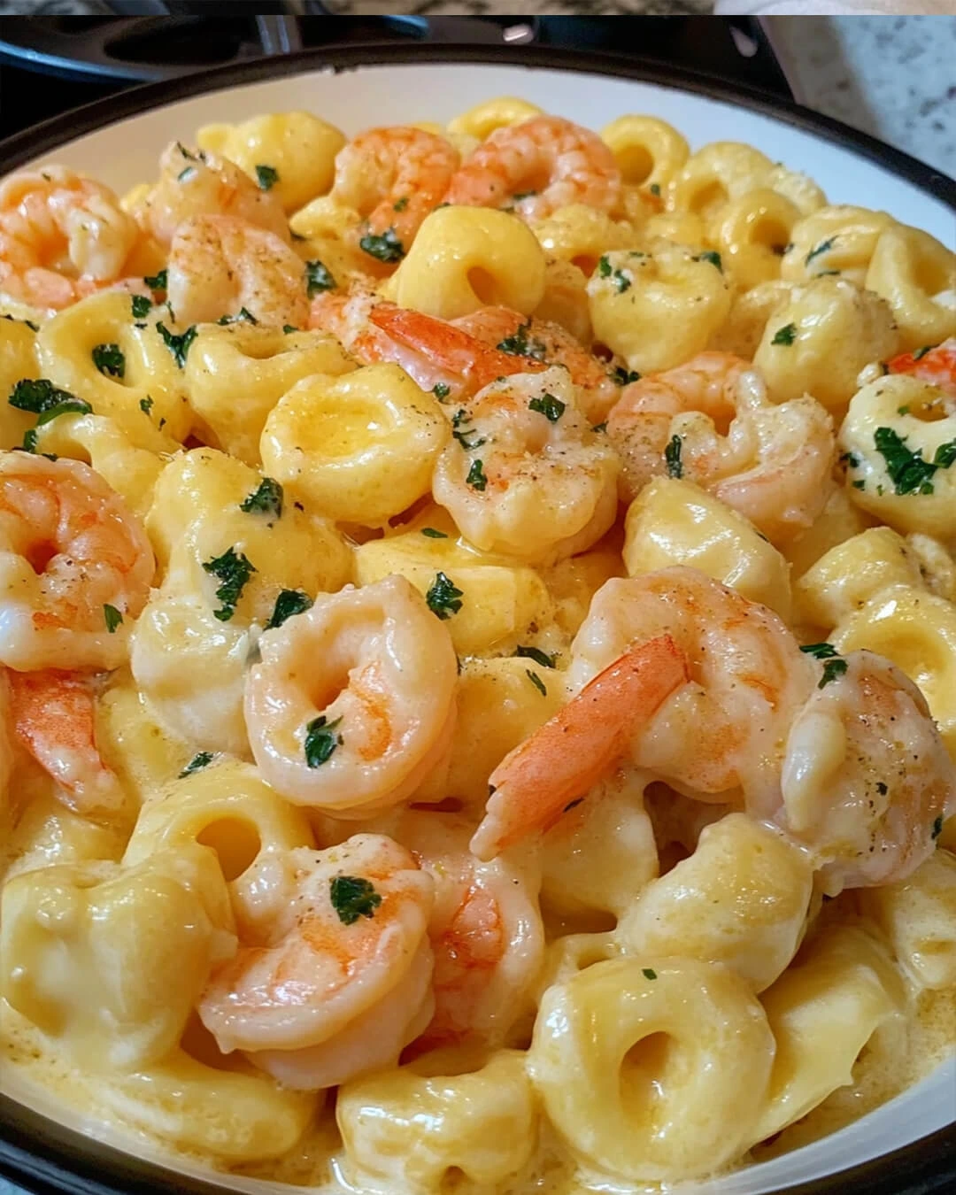 Easy Shrimp Tortellini Alfredo Skillet Ingredients You Need for Shrimp Tortellini Alfredo Skillet