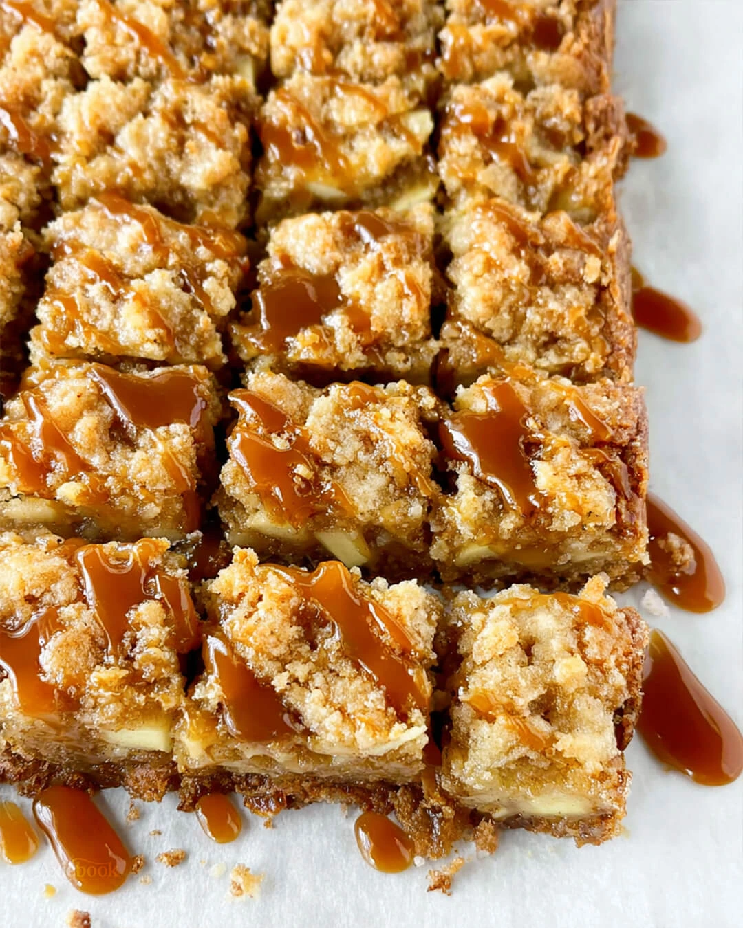 Everything You Need for the Perfect Caramel Drizzle Apple Pie Bars