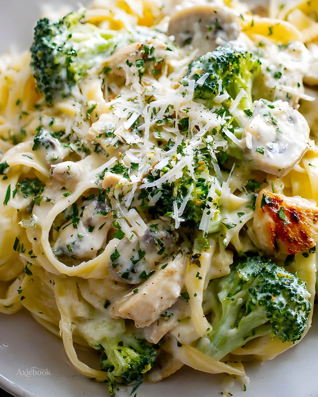 How I Make This Creamy Chicken and Broccoli Pasta