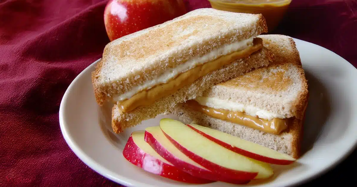 Easy Apple Slices Peanut Butter Sandwich