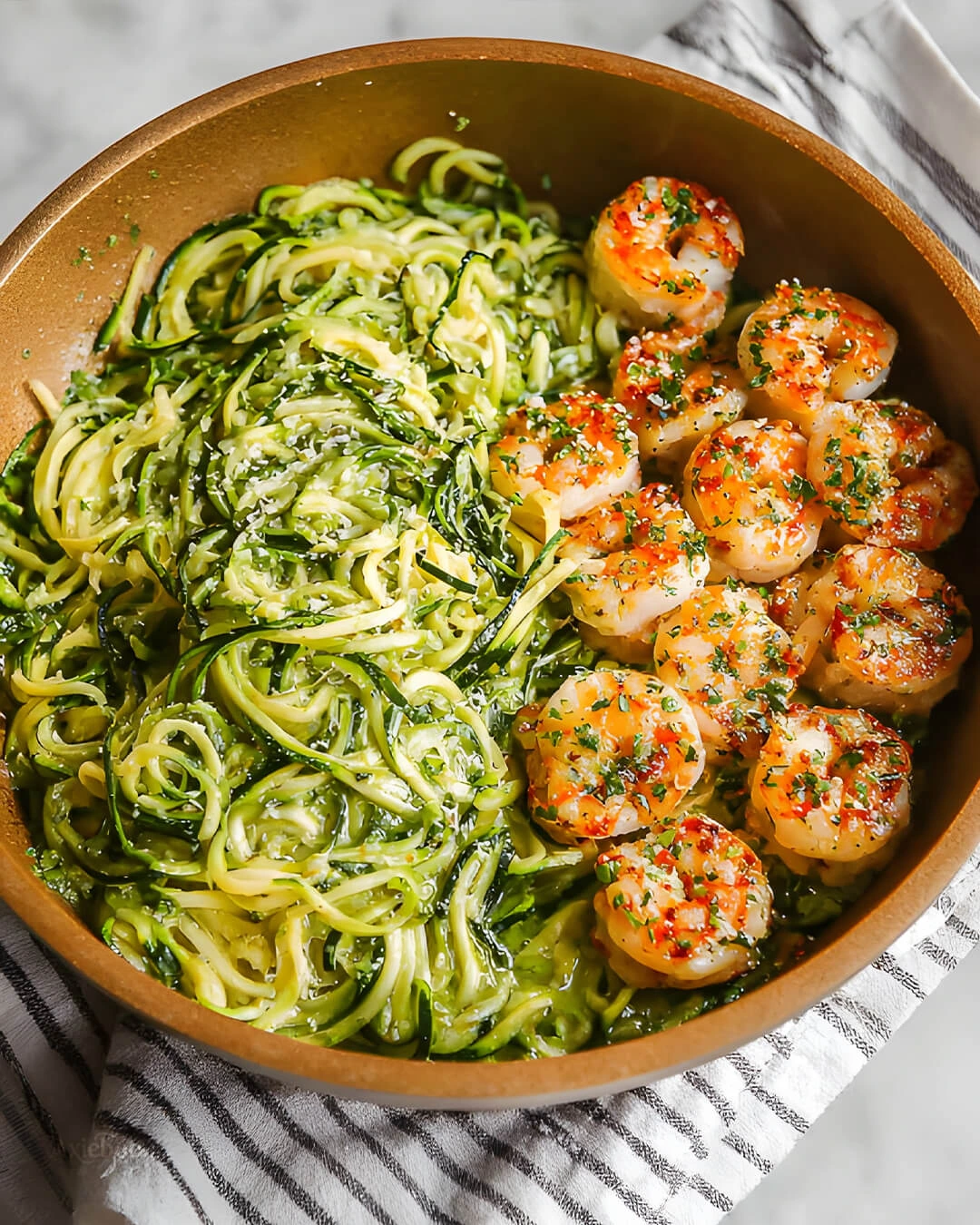 Why this Garlic Butter Shrimp Zucchini Noodles works no matter the season
