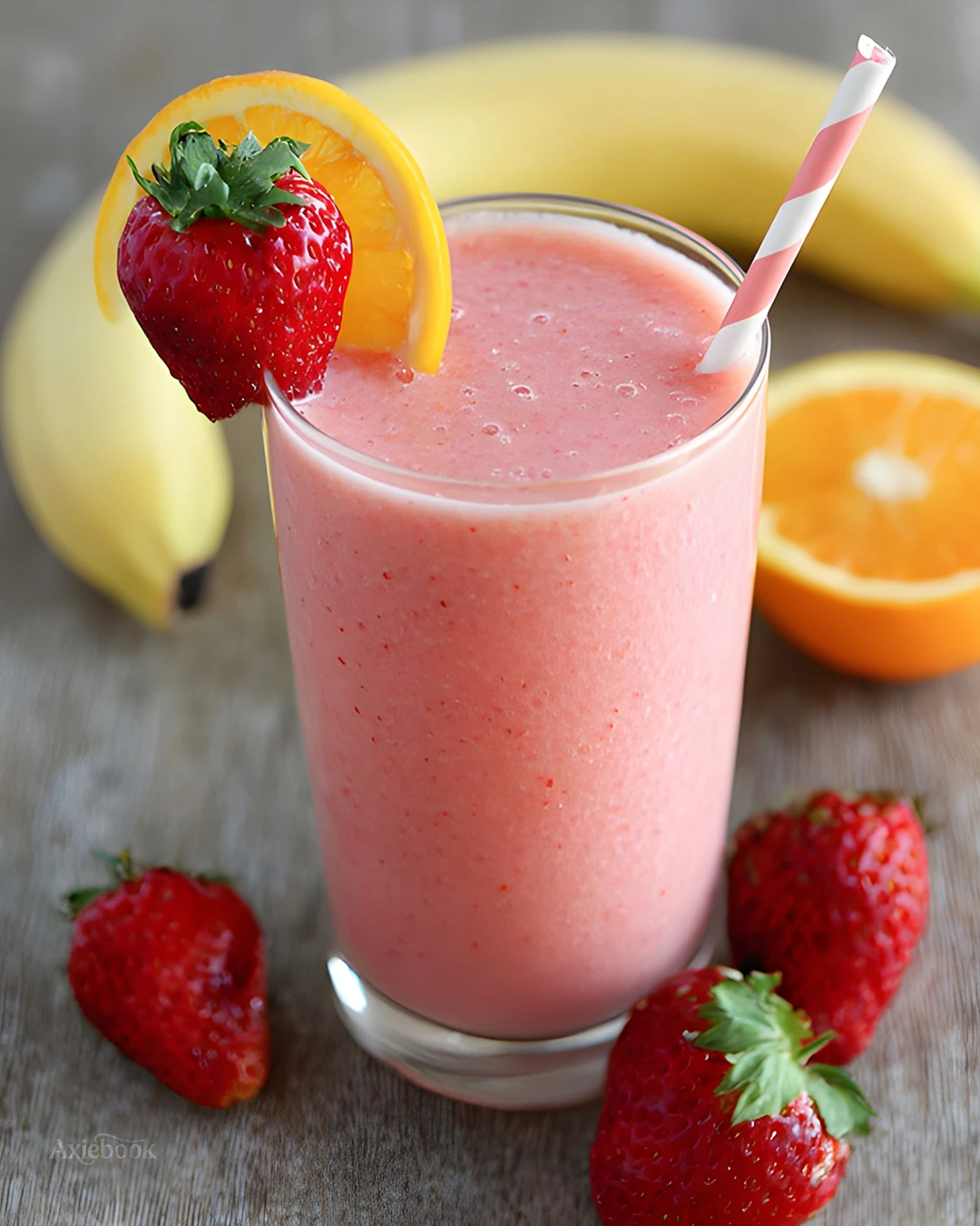 How I Make This Sunrise Strawberry Smoothie