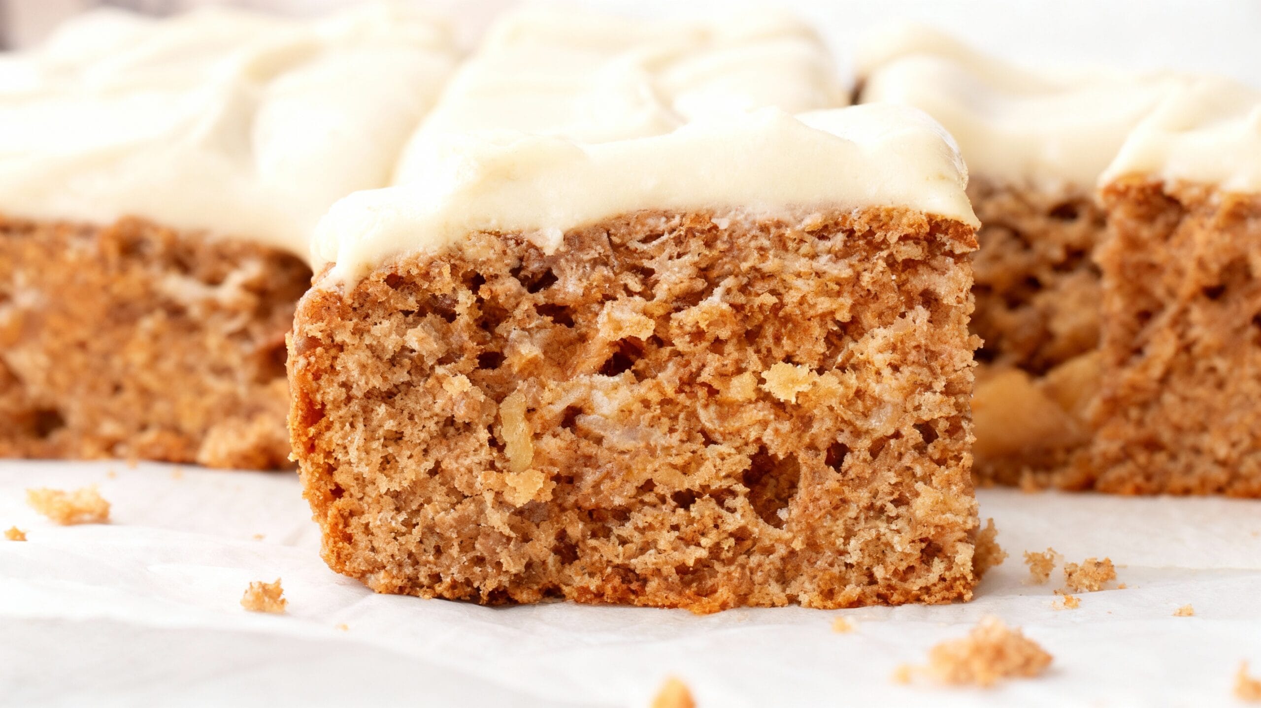 Cozy Easy Applesauce Cake