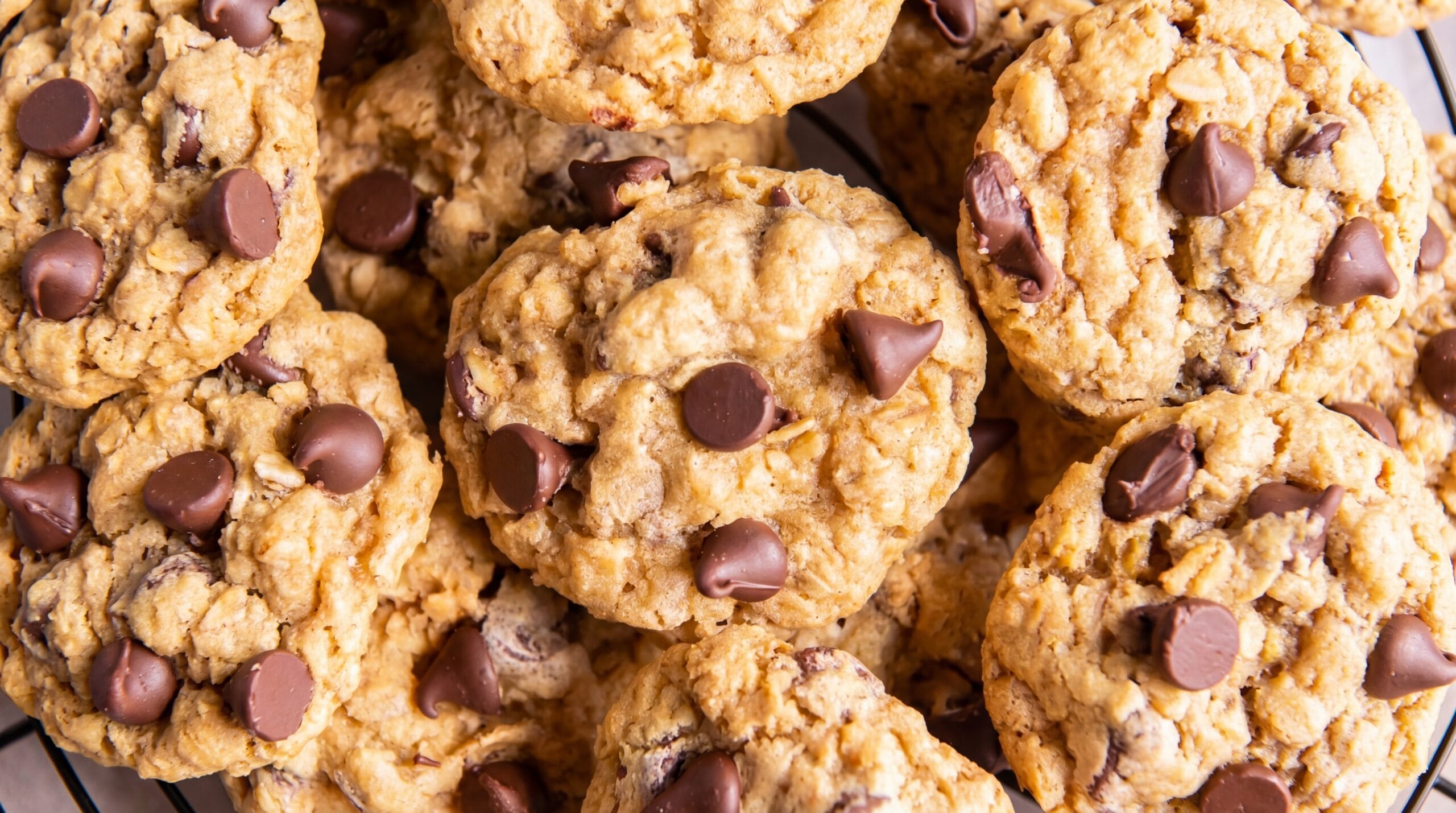 Oatmeal Chocolate Chip Cookies Recipe - Featured Image