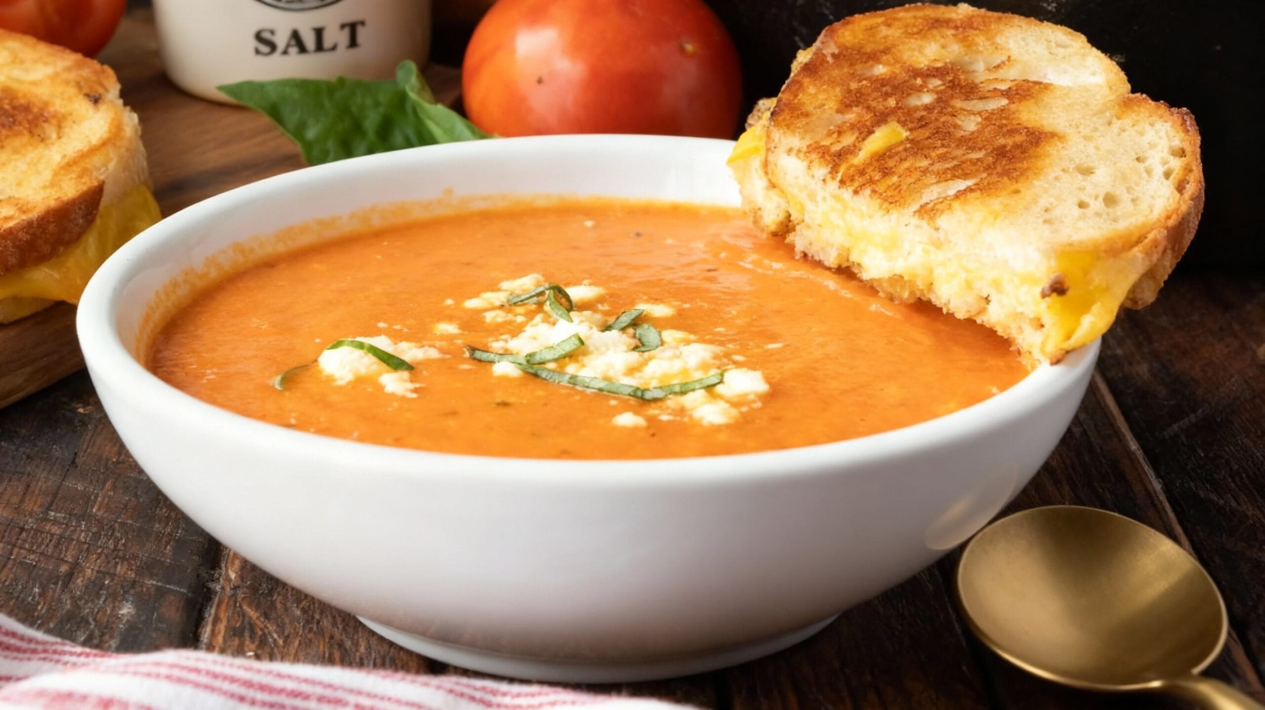 Quick Roasted Tomato Garlic Soup Recipe