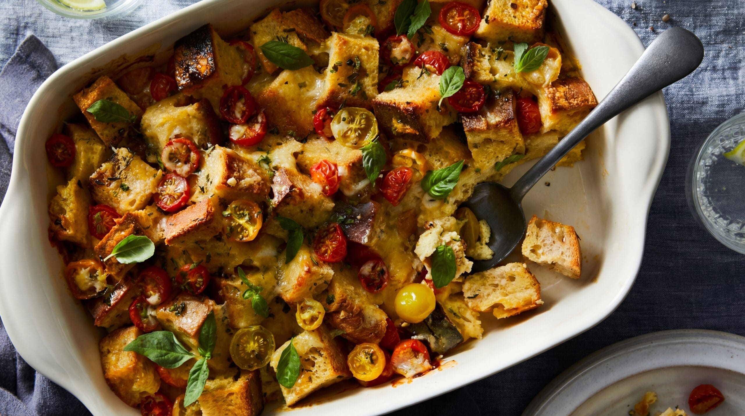 Zesty Tomato Cheddar Bread Pudding Recipe Tomato Cheddar Bread Pudding Recipe - Featured Image