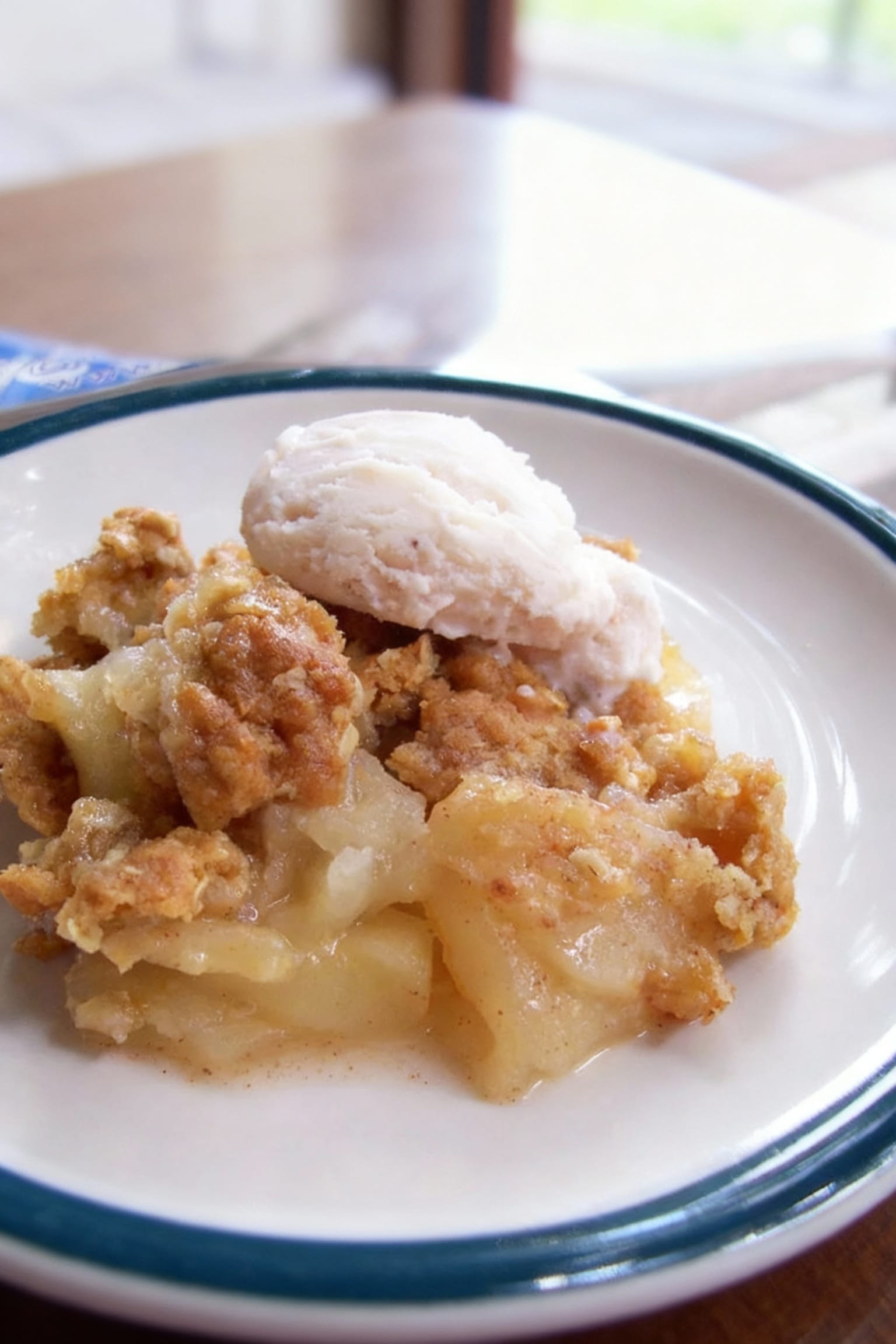 Quick Classic Apple Crisp Recipe What-makes-this-Apple-Crisp-a-keeper-for-years-to-come