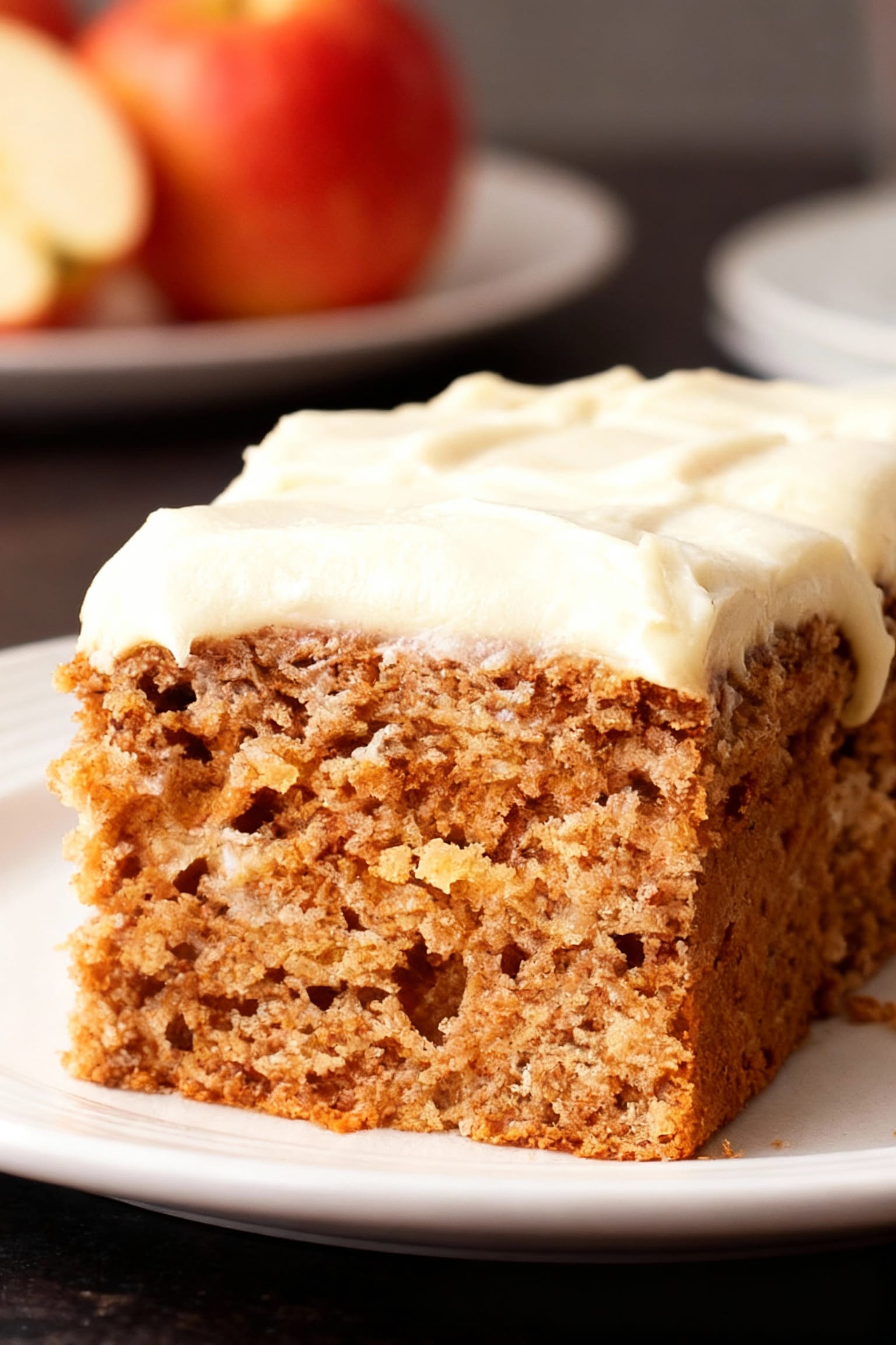 Cozy Easy Applesauce Cake What-makes-this-Easy-Applesauce-Cake-a-keeper-for-years-to-come
