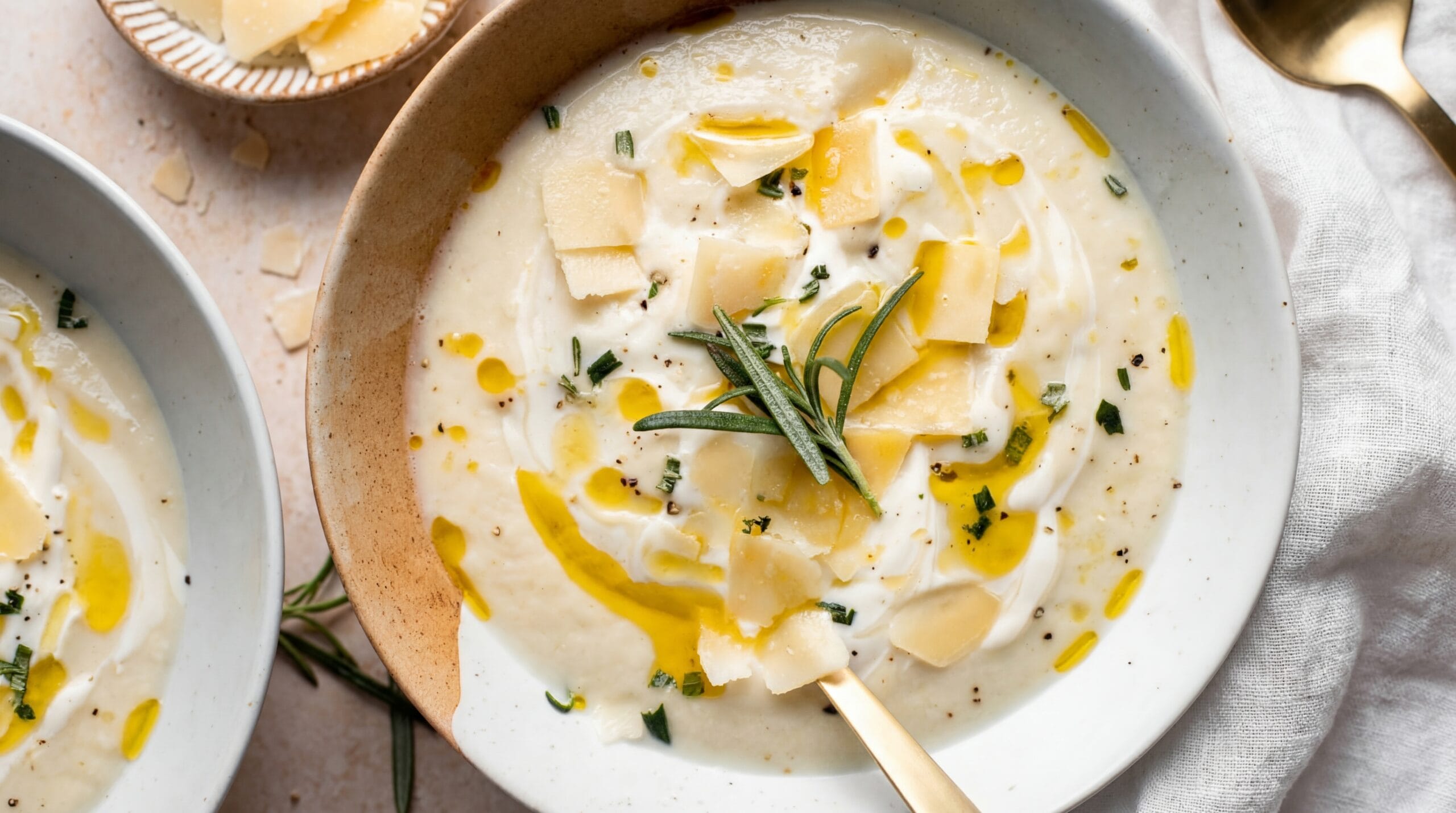 Garlic Cauliflower Soup