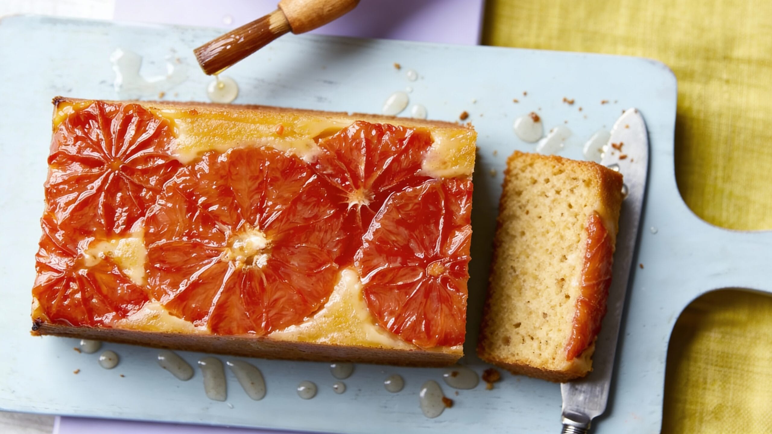 Grapefruit drizzle cake